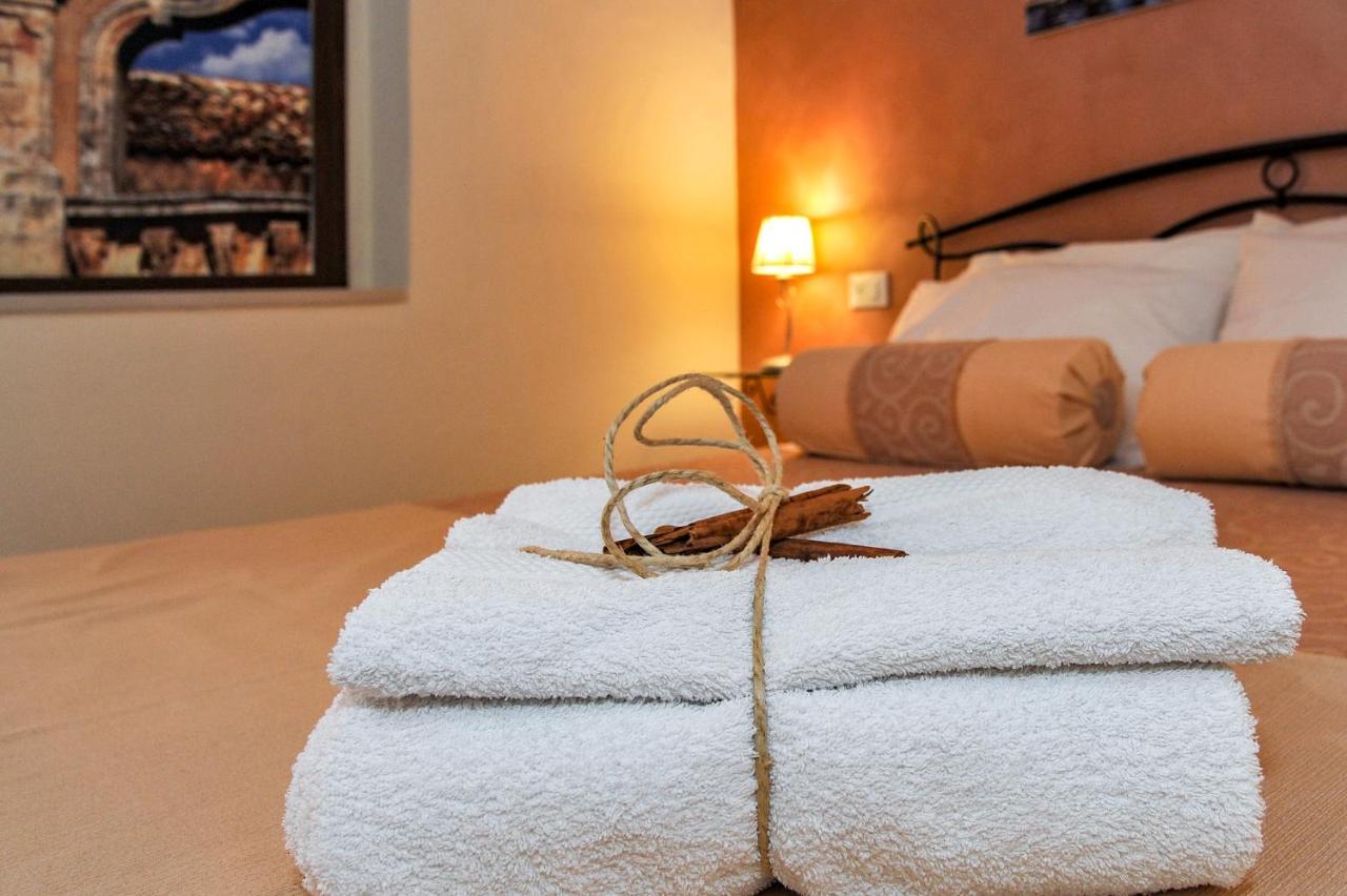 노토 Casa Lele B&B 외부 사진